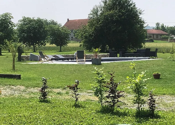 Le Petit Du Domaine De La Belle Demeure * Saint-Genes-du-Retz